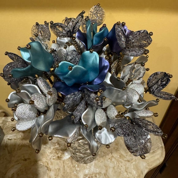 Handmade artificial beaded flower stems for Decor - Picture 3 of 4